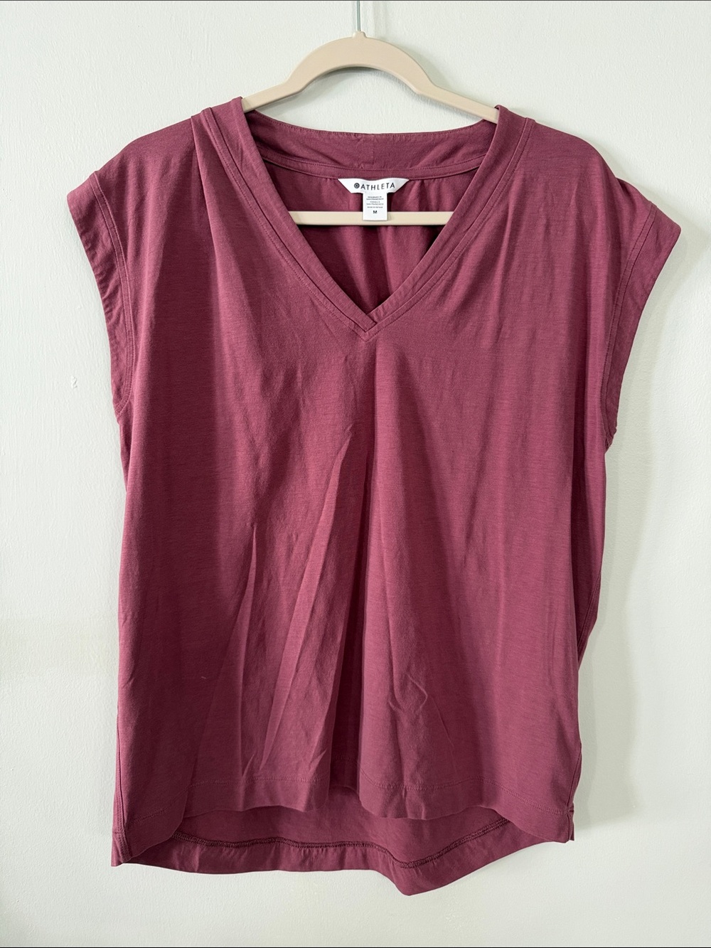 Athleta V-Neck Cap Sleeve Tank Top in Plum